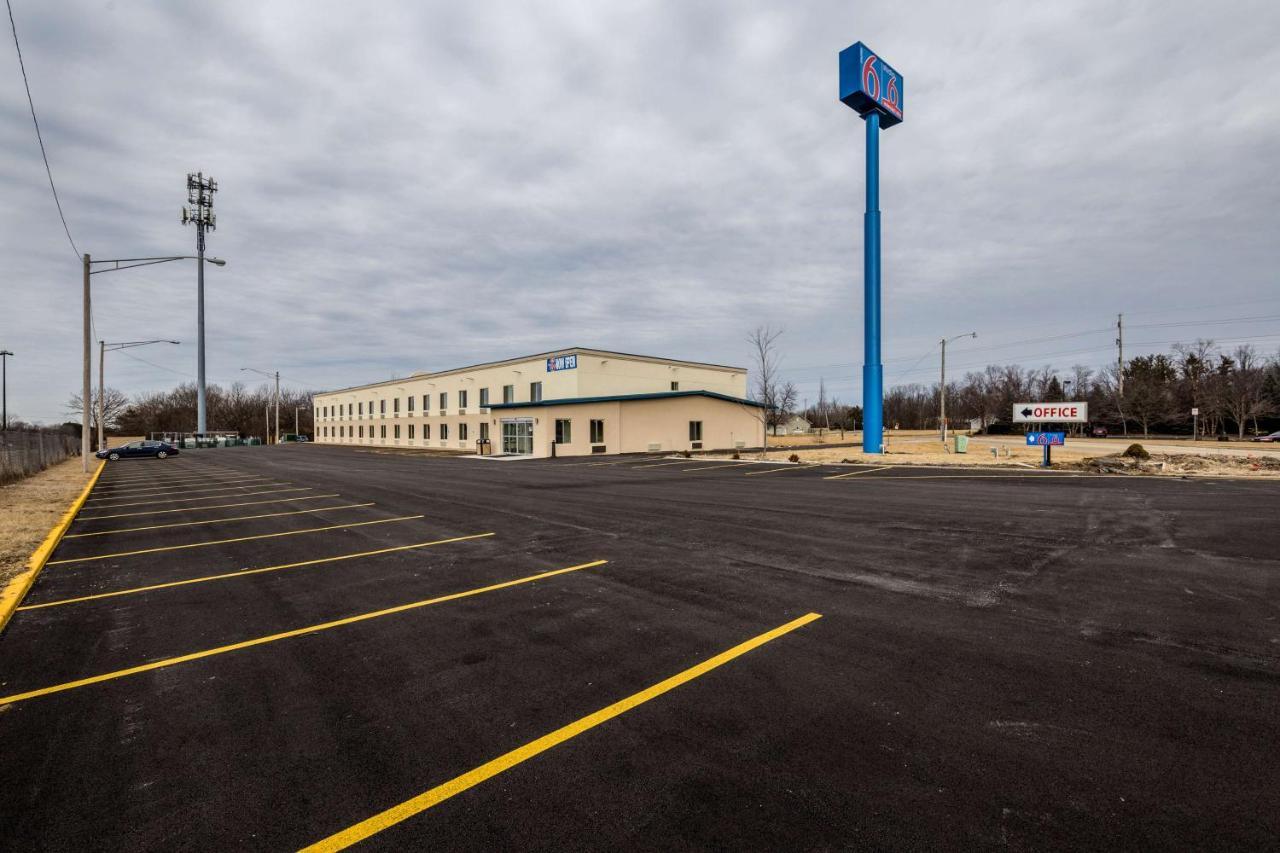 Motel 6 Peoria Exterior photo