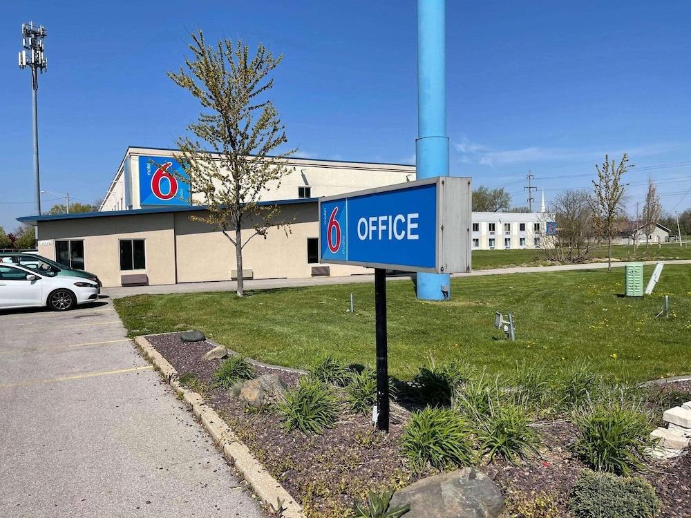 Motel 6 Peoria Exterior photo